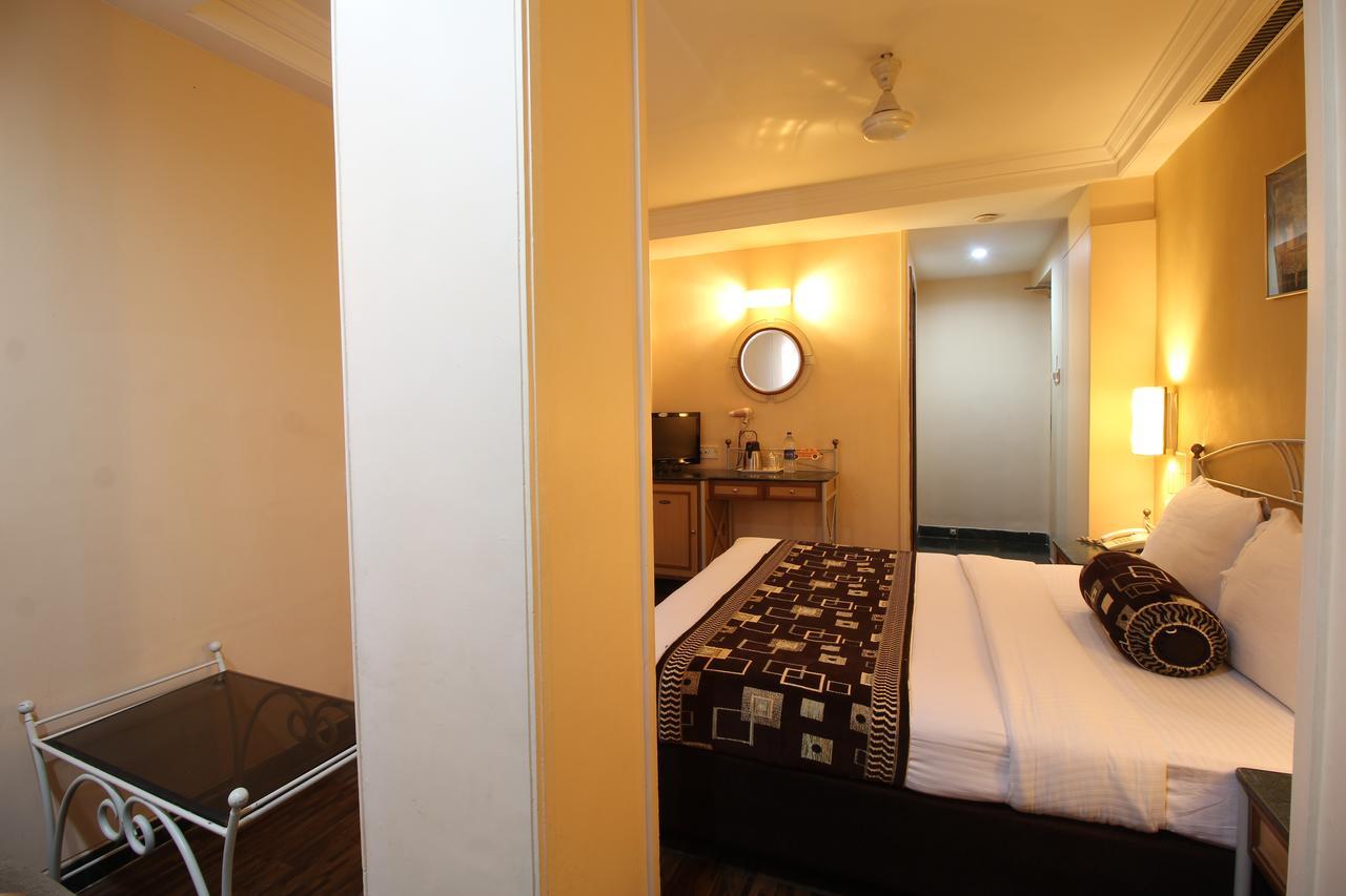 Hotel Gurukripa Daman Exterior photo