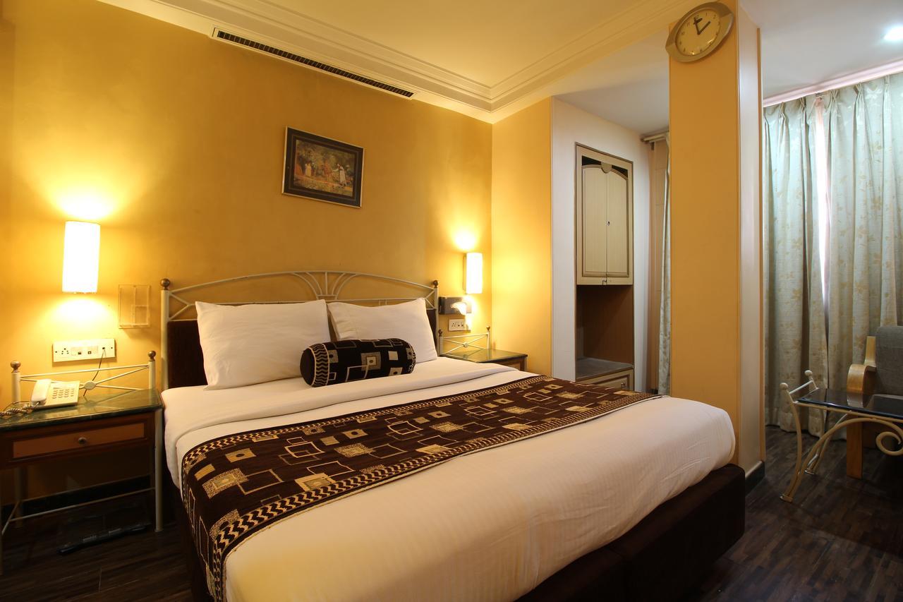 Hotel Gurukripa Daman Exterior photo